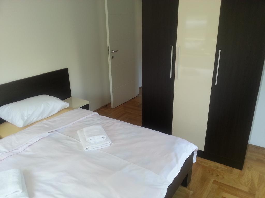 Park Srce Apartments Arandjelovac Habitación foto